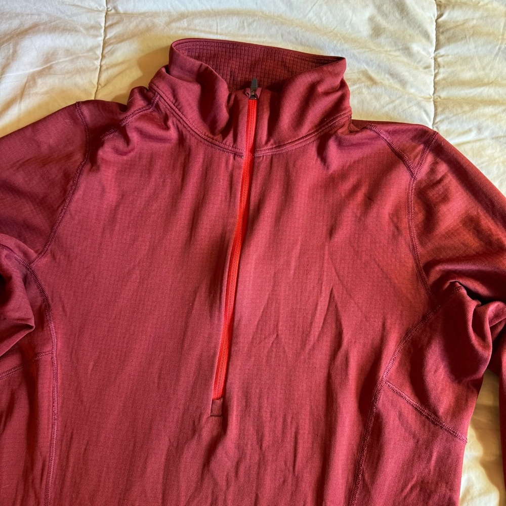 Women's Patagonia Mid Weight Capilene Base Layer, Deep Red, Size M - Picture 2 of 9